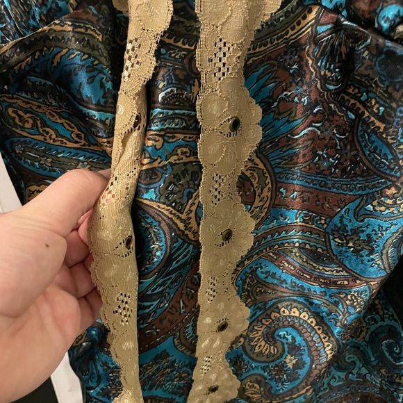 Lace Up Tank - Picture 3 of 5